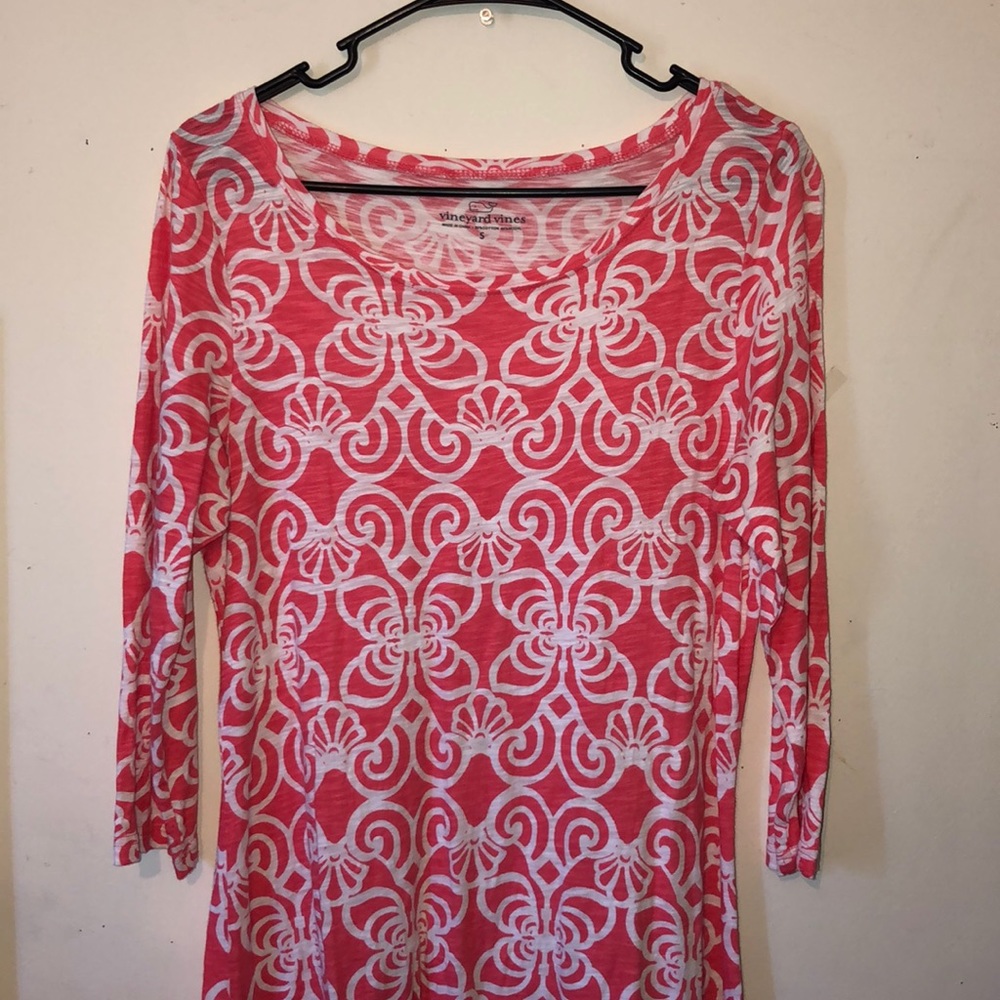 Long sleeve, pink patterned vineyard vine dress